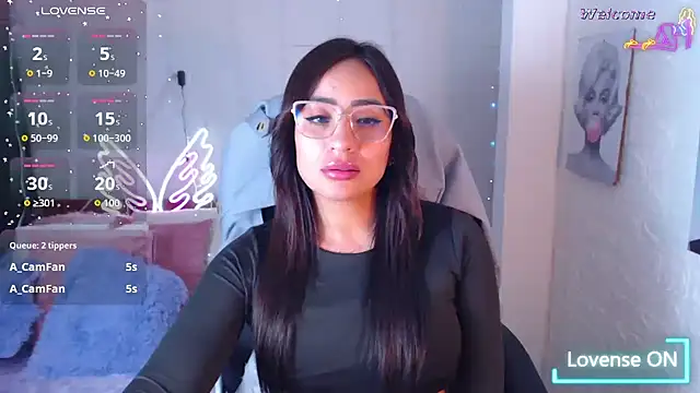 Paulina_627 Adlı Modelin Canlı XXX Sohbeti