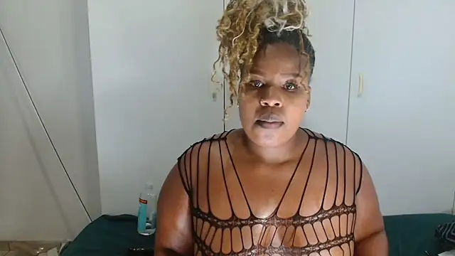 Cuddle_Bear 라이브 XXX 채팅