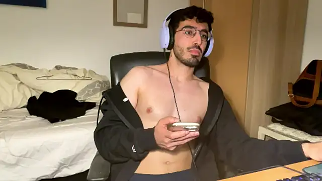 MataniSheli webkamerás műsora