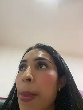 Rosa_25x's Live XXX Chat