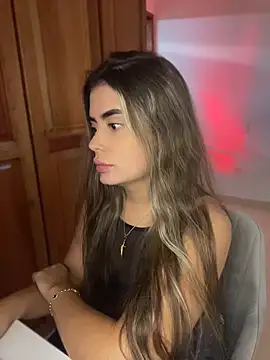 دردشة Miss_valeriaa الجنسية المباشرة