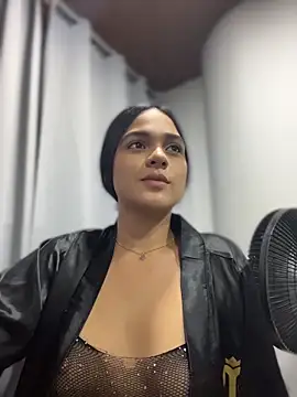 Bella-Ferrer – Live XXX-chat