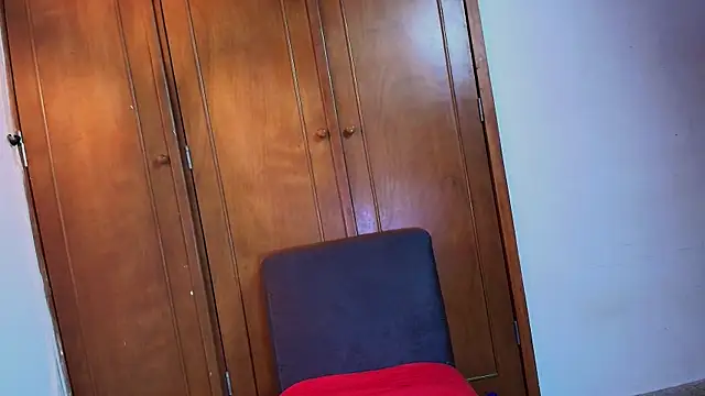 aaron_antonella_mds: онлайн-секс-чат