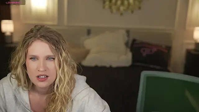 Scarlett_Sweet054 Show Webcam