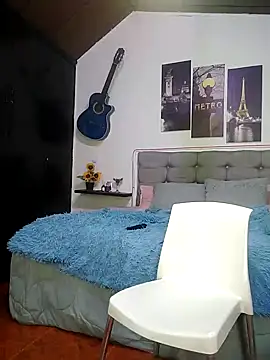 Keyla01_: απευθείας συνομιλία ΧΧΧ