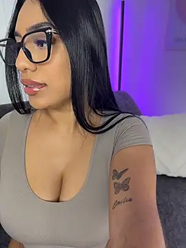 Sara_mocca_'s Webcam Show