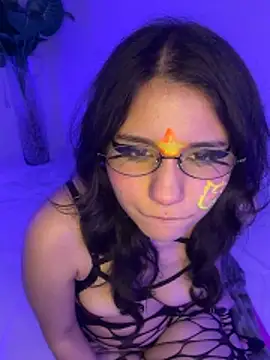 HollyPeach's Live XXX Chat