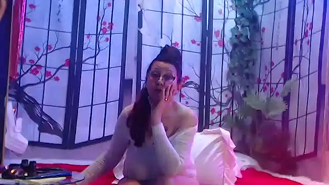 NightOrhideya লাইভ XXX চ্যাট