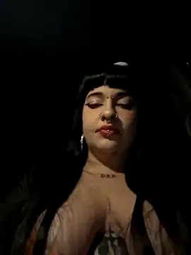 Show modela rosenrrot na web-kameri