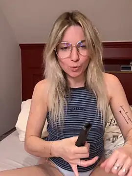 Chatroom XXX en direct de carlaaa