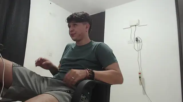 Lucifeeeer_666's Live XXX Chat