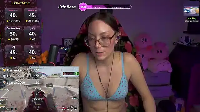 Chatroom XXX en direct de SpaceCowWhore