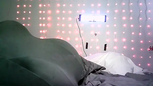 XXX chat uživo modela deepinnnnn