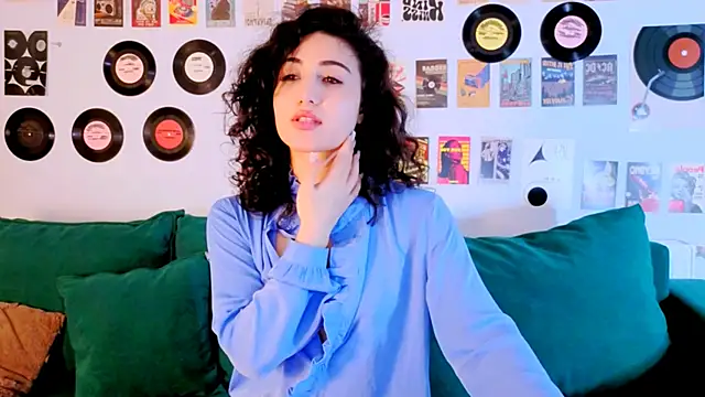 Maya_Rogerss: онлайн-секс-чат