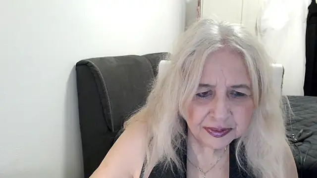 SusiLifeXXX: απευθείας συνομιλία ΧΧΧ