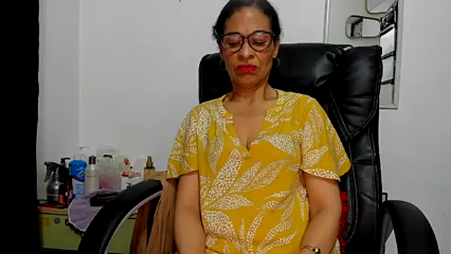 แชท XXX สดของ Aries_Mature