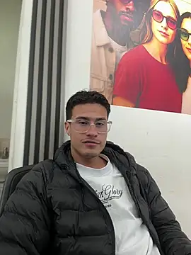 TavoHot_ Show in webcam