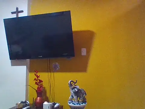 EmmaSplycer02's Live XXX Chat