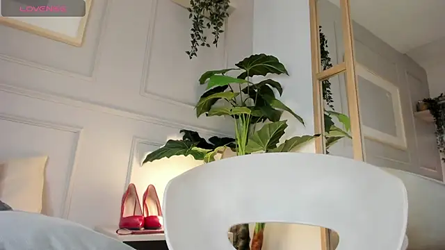 Chat XXX en directo de ZoeBm__