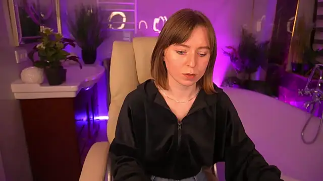 Chatroom XXX en direct de SofiaLuxuryy