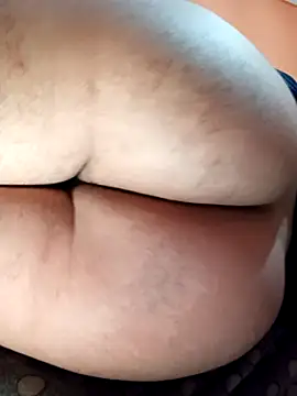 kokoz765 Show in webcam