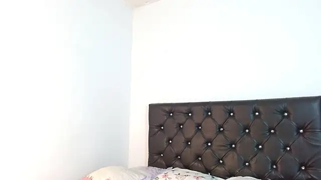 Chat XXX en directo de Ameliejoness_