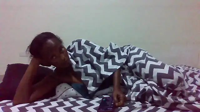 sweets_80 Show in webcam