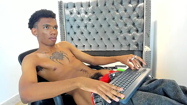 Chat XXX en directo de nero_reyd