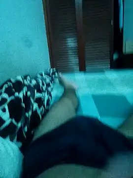 XXX chat uživo modela goldboy_0069