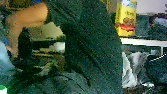 GUAPAN3S3_FIR3: онлайн-секс-чат