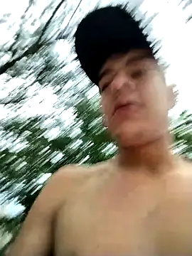 attractive-sexx 网络视讯表演