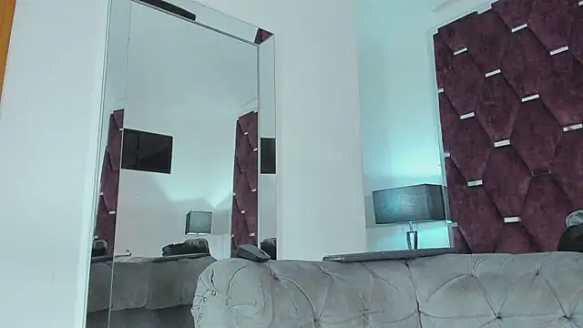 Pokazy przed kamerką – TonyBenedetti