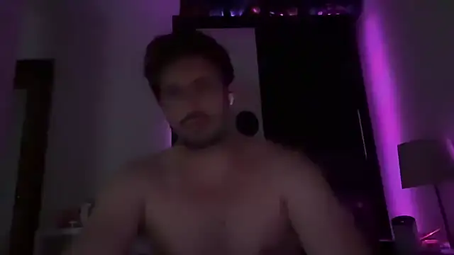 Pokazy przed kamerką – MathiasBellucci