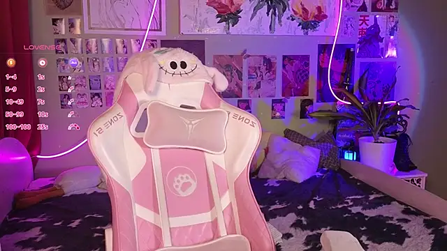 evierosen's Live XXX Chat