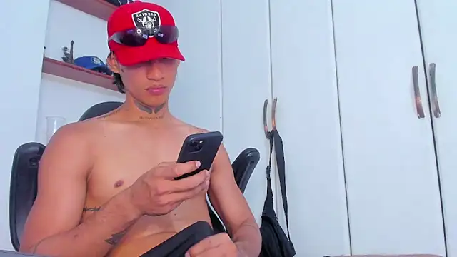 Jonryder_ Chat XXX in diretta