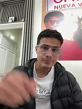 Chat +18 de TavoHot_ ao vivo