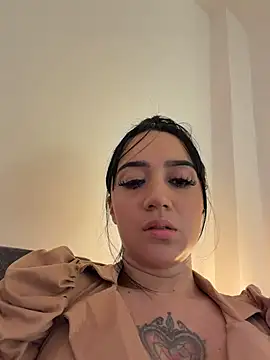 EmmyEvans1 Live XXX-chat