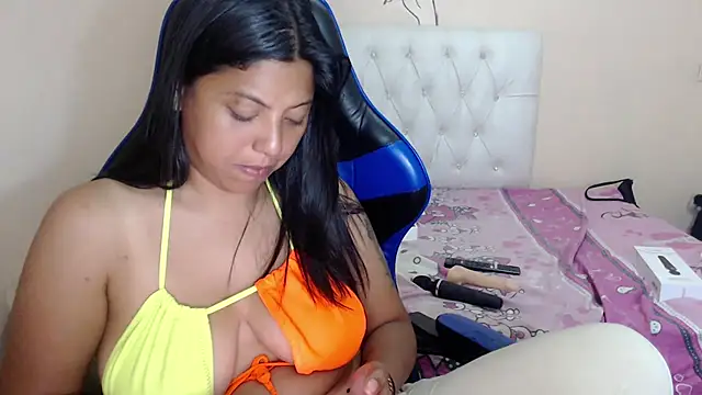 Chat XXX en directo de Leylafourniert