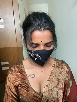 its_ur_flora's Webcam Show