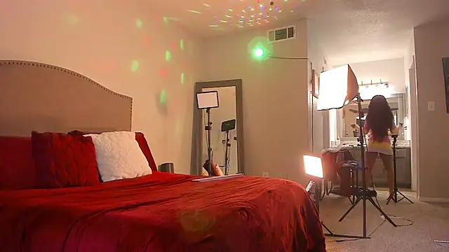 Czat XXX na żywo – yiauana