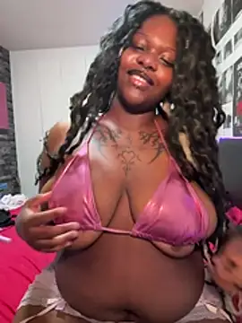 عرض كام Nyla_xox