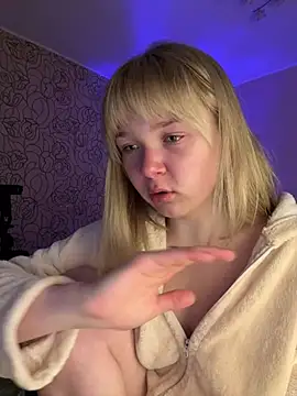 Emilly_Wills 现场XXX聊天