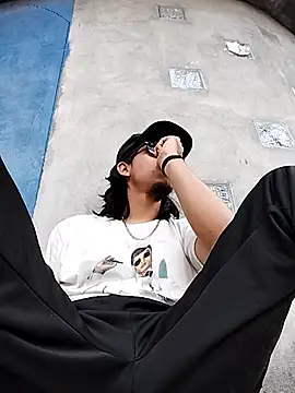 AlexAlejandro13 Webcam Show