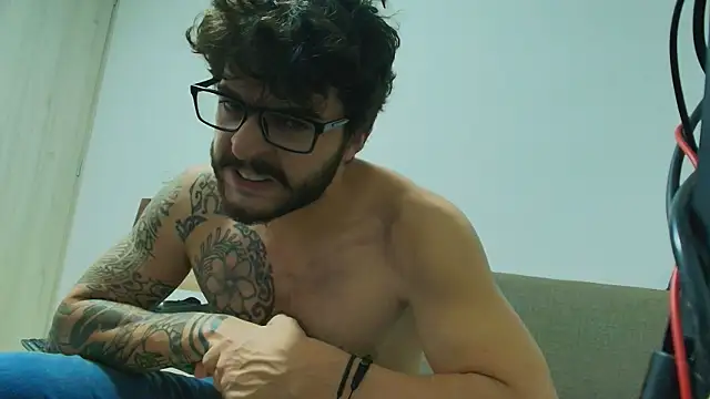 Chat XXX Live thomas_gun