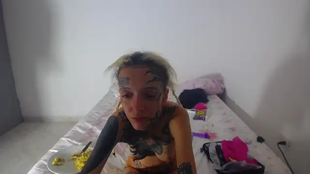 barbara_anal_squirt_ 现场XXX聊天