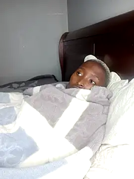 MISS-ENTITLED 现场XXX聊天