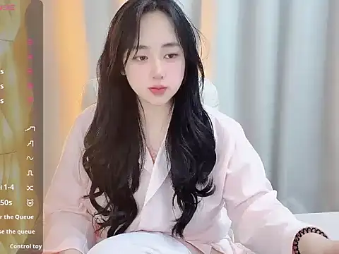 Hanzaizai32902 在線直播表演