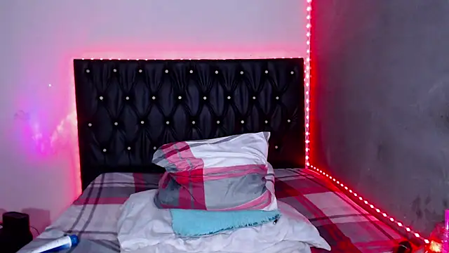 แชท XXX สดของ kaisalov_