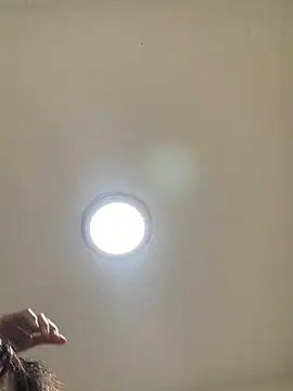 LuckyAriela élő XXX-chatje