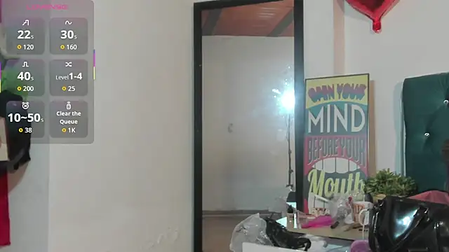 StefanyMilerのウェブカメラショー